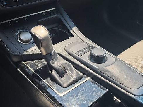 Used 2017 Lexus ES 350 w/ Premium Package FWD image 7