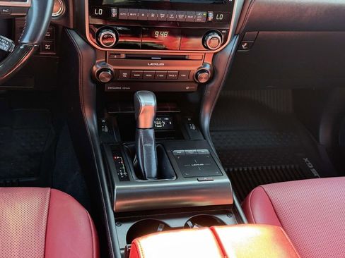 Used 2023 Lexus GX 460 Premium w/ Premium Package AWD/4WD image 19
