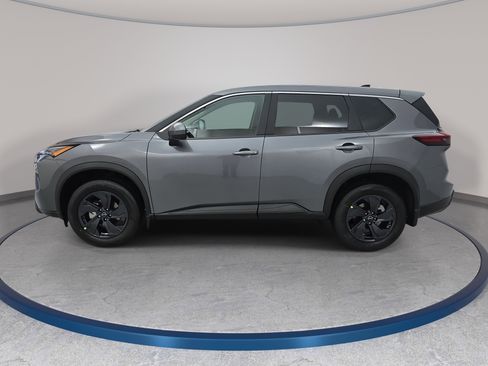 New 2026 Nissan Rogue SV FWD image 8