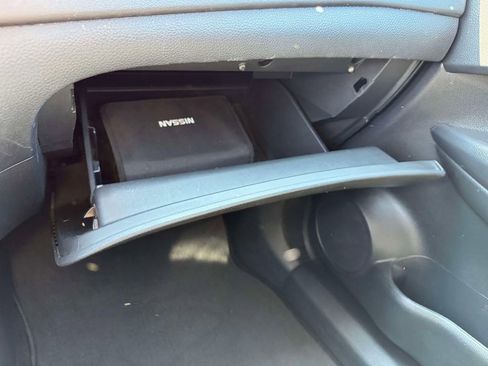 Used 2020 Nissan Rogue SV AWD/4WD image 30