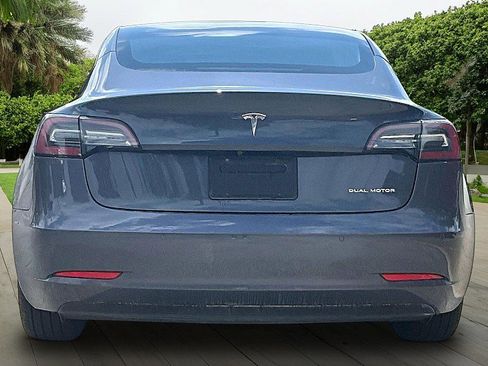 Used 2022 Tesla Model 3 Long Range image 3