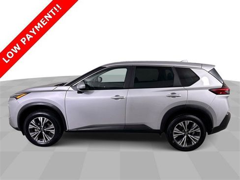 Used 2023 Nissan Rogue SV image 5