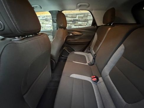 Used 2023 Chevrolet TrailBlazer LT w/ Convenience Package AWD/4WD image 31