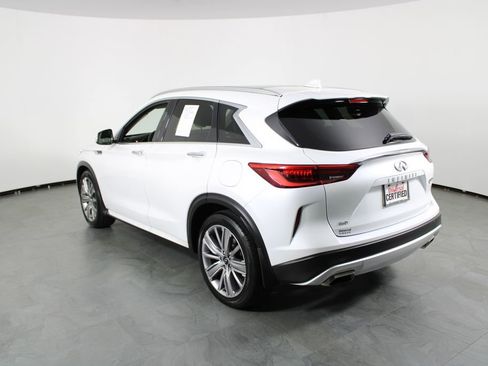 Used 2023 INFINITI QX50 Sensory AWD/4WD image 9