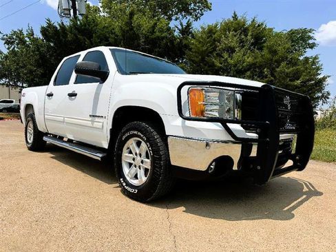 Used 2009 GMC Sierra 1500 SLE w/ Power Pack Plus AWD/4WD image 3