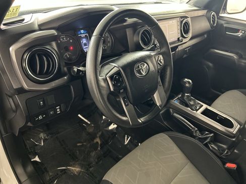 Used 2023 Toyota Tacoma TRD Off-Road RWD image 11