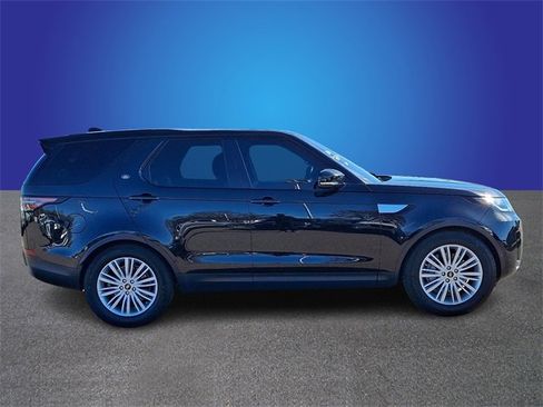 Used 2020 Land Rover Discovery HSE image 4