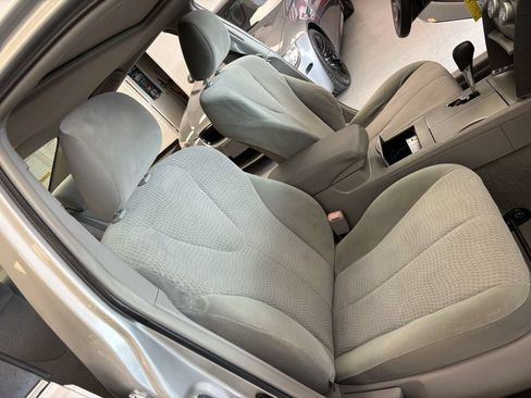 Used 2011 Toyota Camry LE w/ LE Extra-Value Pkg FWD image 22