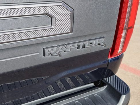 Used 2025 Ford F150 Raptor image 37