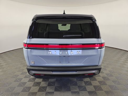 Used 2023 Rivian R1S Launch Edition AWD/4WD image 4