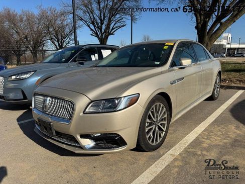 Used 2017 Lincoln Continental Select w/ Climate Package image 1