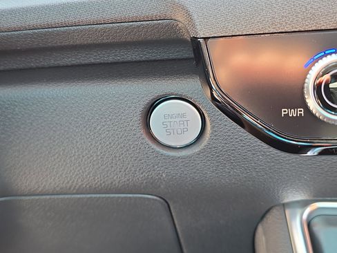 New 2026 Kia Carnival EX FWD image 28