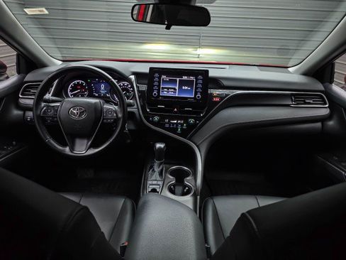 Used 2022 Toyota Camry SE AWD/4WD image 12