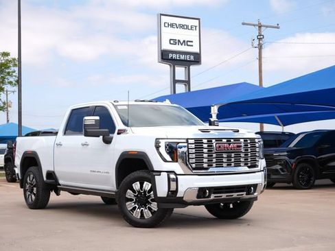 New 2026 GMC Sierra 2500 Denali w/ Denali Reserve Package AWD/4WD image 1