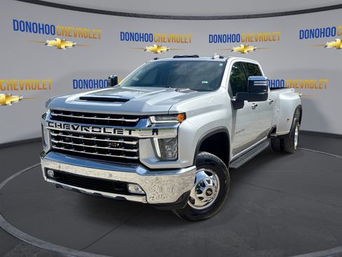 Used 2022 Chevrolet Silverado 3500 LTZ w/ LTZ Plus Package AWD/4WD image 4