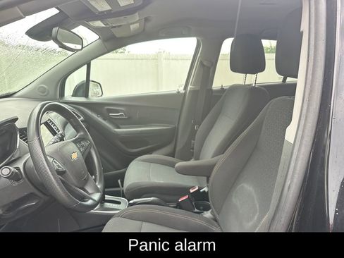Used 2019 Chevrolet Trax LS w/ Tint and Cruise Package FWD image 11