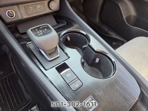 Used 2022 Nissan Rogue SV FWD image 23