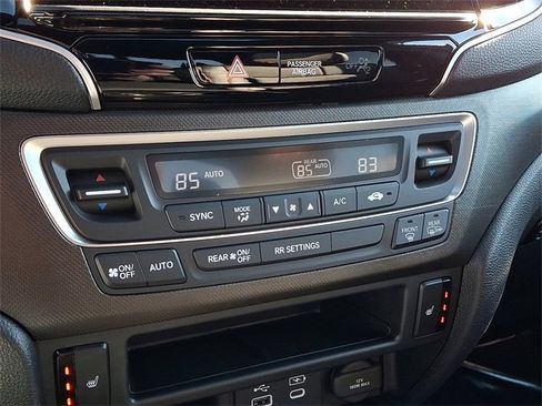 Certified 2025 Honda Ridgeline TrailSport+ image 16