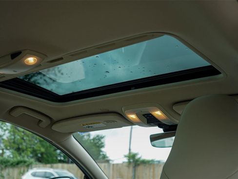 Used 2018 Volvo S60 T5 Dynamic w/ Vision Package image 31