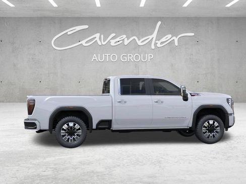 New 2026 GMC Sierra 2500 Denali w/ Denali Reserve Package AWD/4WD image 5