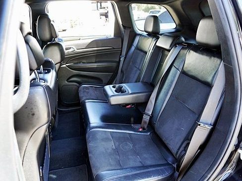 Certified 2022 Jeep Grand Cherokee Laredo X RWD image 16