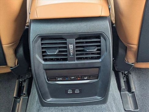 Used 2023 BMW i4 eDrive35 w/ Premium Package image 17