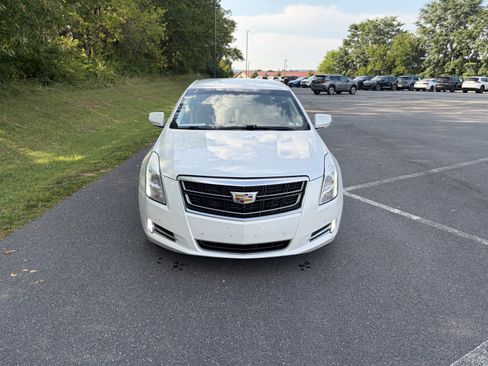 Used 2016 Cadillac XTS Premium AWD/4WD image 4