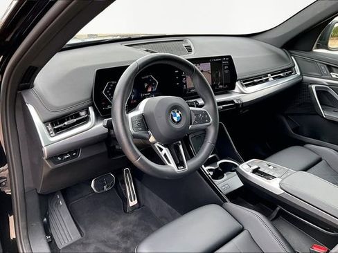 Used 2025 BMW X1 xDrive28i w/ M Sport Package AWD/4WD image 13