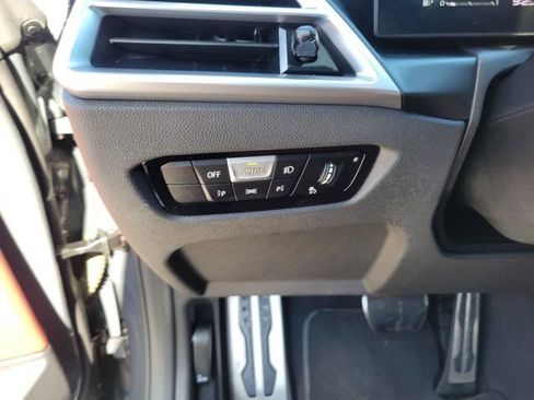 Used 2026 BMW M440i Coupe w/ Premium Package RWD image 29
