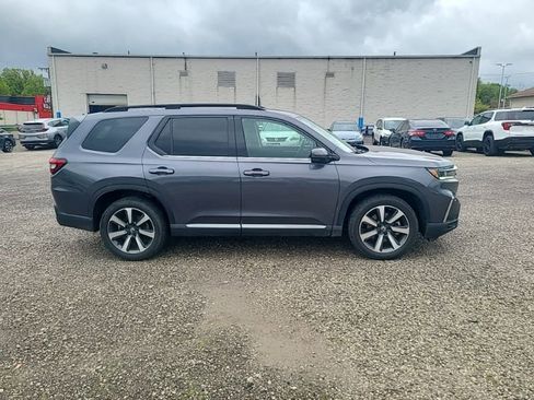 Used 2024 Honda Pilot Elite image 6