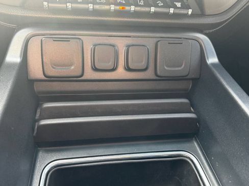 Used 2019 GMC Sierra 2500 Denali AWD/4WD image 21