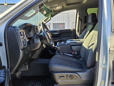 Certified 2022 Chevrolet Silverado 1500 LT image 3