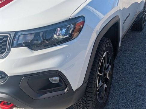 New 2026 Jeep Compass Trailhawk image 9