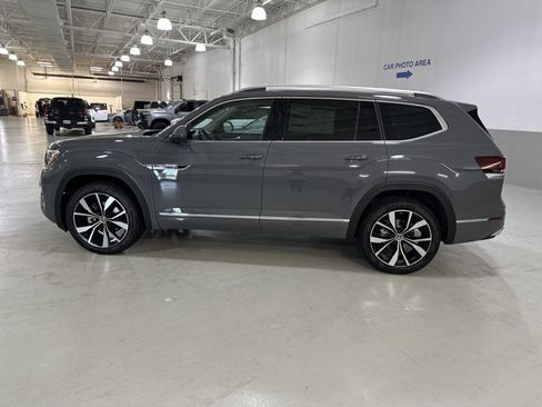 New 2026 Volkswagen Atlas SEL Premium R-Line AWD/4WD image 5