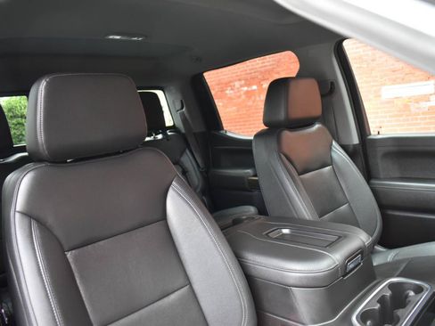Used 2021 Chevrolet Silverado 1500 LT Trail Boss w/ Convenience Package II AWD/4WD image 18