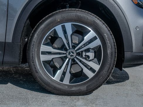 Certified 2026 Mercedes-Benz GLB 250 4MATIC image 13