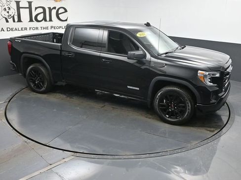 Used 2022 GMC Sierra 1500 Elevation image 36