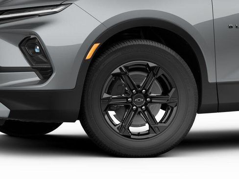 New 2026 Chevrolet Blazer LT w/ Convenience Package FWD image 31