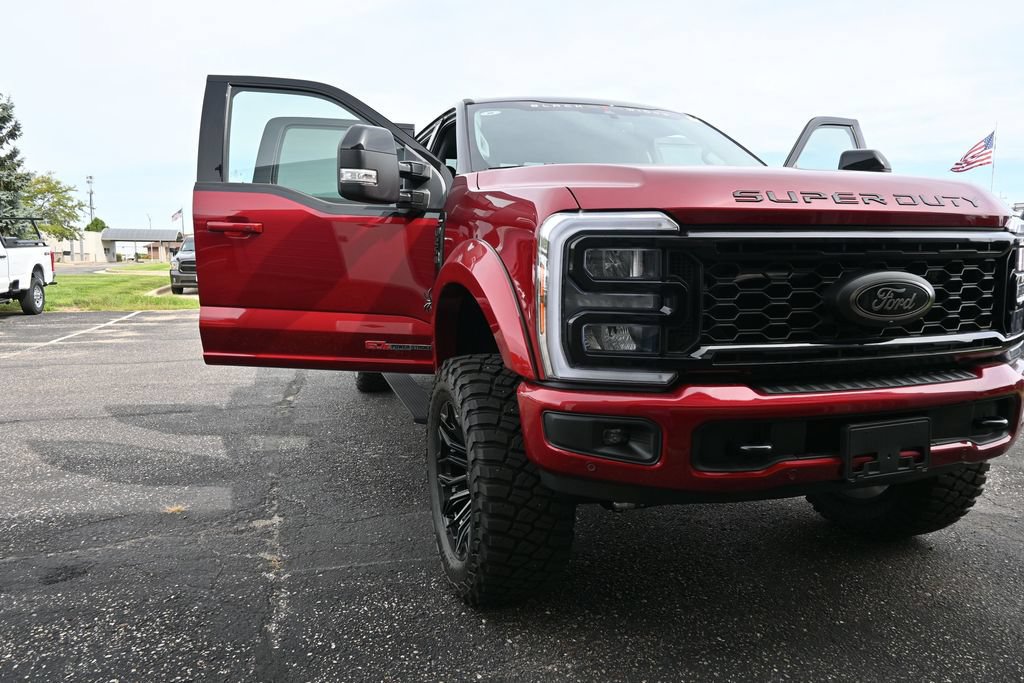 Used 2026 Ford F250 Lariat w/ Black Appearance Package AWD/4WD image 17