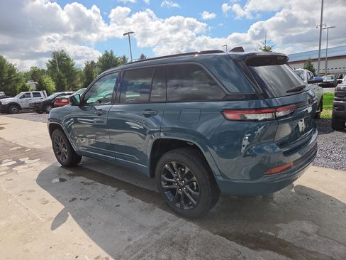 New 2026 Jeep Grand Cherokee Limited AWD/4WD image 12