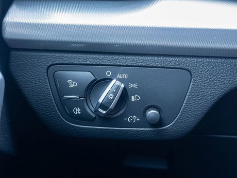 Used 2019 Audi Q5 2.0T Premium Plus w/ Premium Plus Package image 22