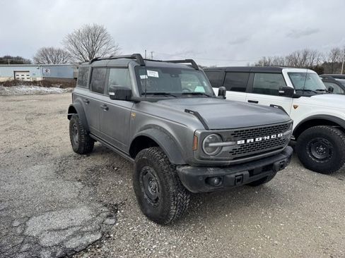 Used 2025 Ford Bronco Badlands w/ Sasquatch Package image 1