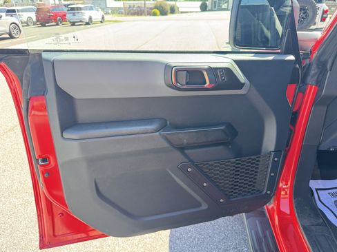 Used 2024 Ford Bronco Big Bend AWD/4WD image 6
