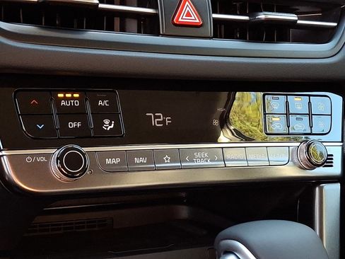 New 2026 Kia Seltos EX image 8