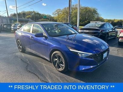Used 2023 Hyundai Elantra SEL w/ Cargo Package