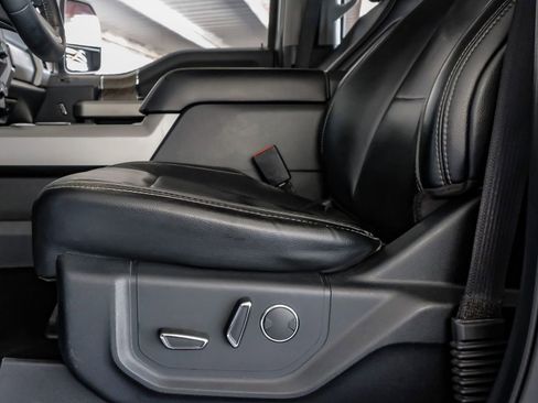 Used 2019 Ford F350 Lariat w/ Lariat Value Package image 30