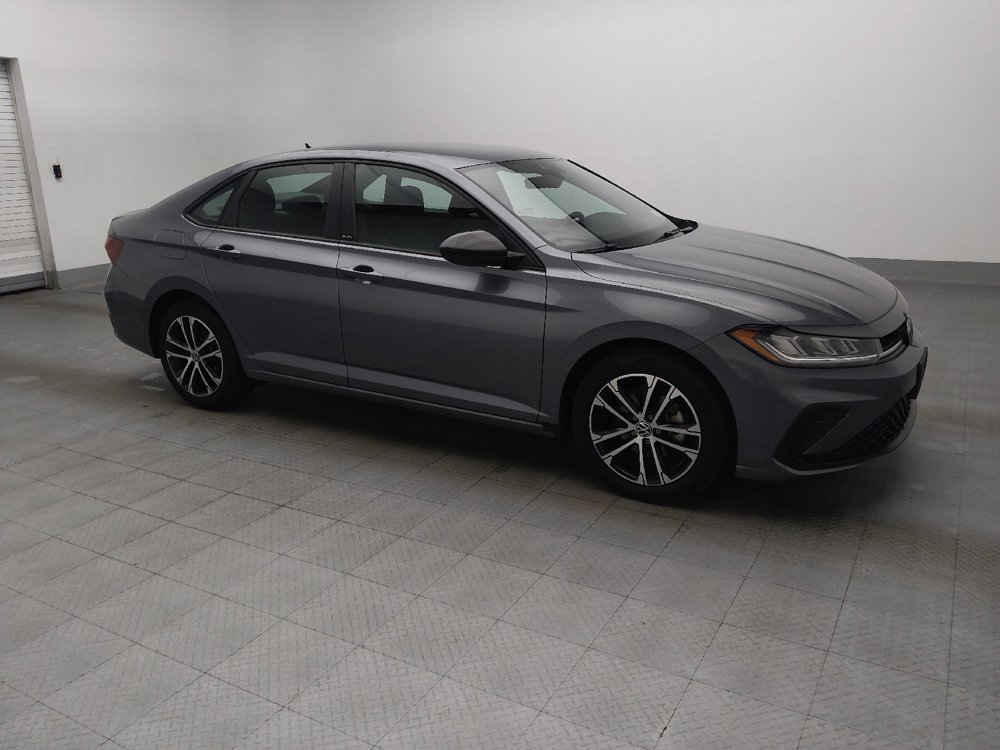 Used 2025 Volkswagen Jetta Sport FWD image 11
