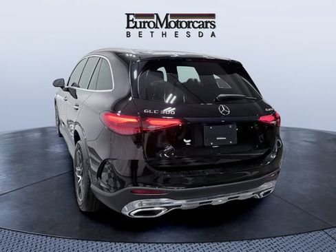 Used 2026 Mercedes-Benz GLC 300 4MATIC image 2