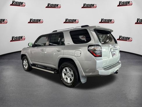 Used 2019 Toyota 4Runner SR5 image 7