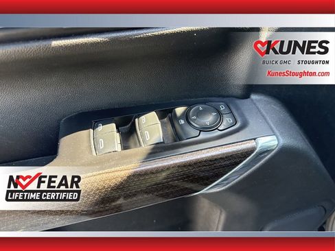 Used 2021 Chevrolet Silverado 1500 LT AWD/4WD image 20